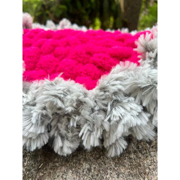 Handcrafted Cat Bed Pet Bed Small Dog Bed “Sweater Weather” Biscuit Dough - Picture 3 of 4